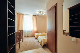 Гостиница Коробицыно Каскад Коробицыно Двухместный номер с 2 отдельными кроватями-4